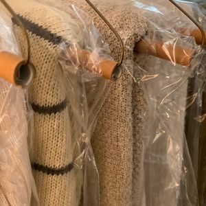 H&M turtleneck sweater. Looks great over a long shirt or dress!